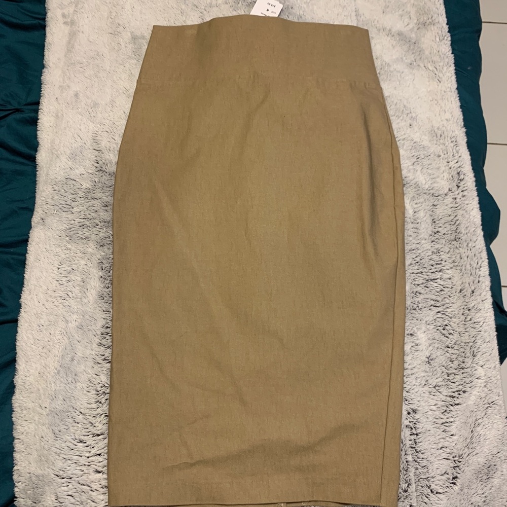 NWT! Khaki Pencil Skirt